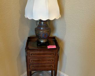 Nice 3 drawer chest with antique lamp