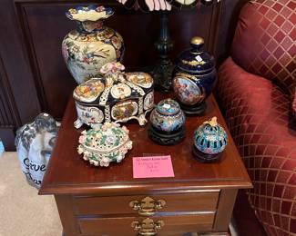 Tiffany lamp, porcelin boxes and vase