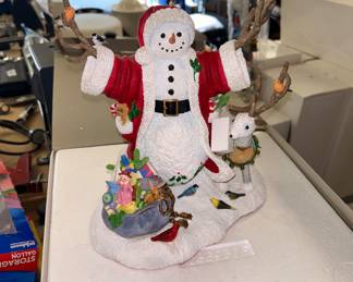 Lenox santa