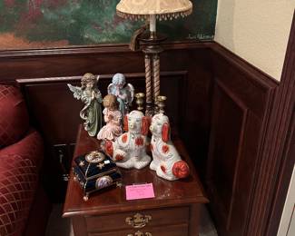 Staffordshire reproduction dogs, lamp and mahogany matching end tables