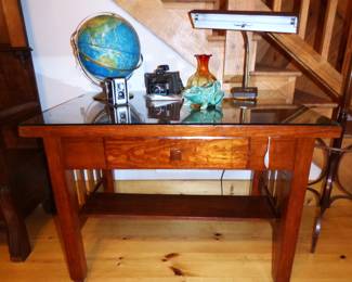 Vintage Desk, Polaroid & Brownie Cameras, McCoy Frog Planter, Desk Lamp (See next Pic)