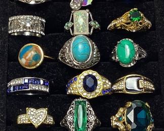 ASSORTED RINGS