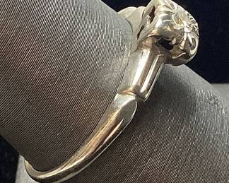 14KT WHITE GOLD DIAMOND RING, SIZE 7.75,