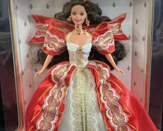 1997 HAPPY HOLIDAYS BARBIE DOLL