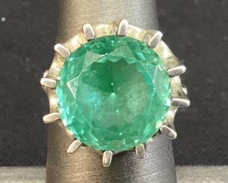 MEXICAN STERLING GREEN STONE RING