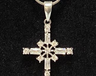 GOLD NECKLACE & CROSS