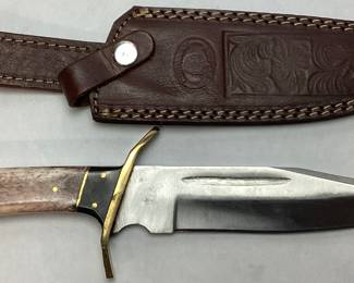 FIXED BLADE BUCK KNIFE WITH LEATHER CASE