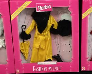 (3) FASHION AVENUE BARBIE OUTFITS