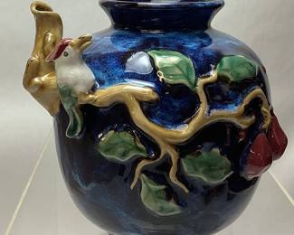 MAJOLICA STYLE VASE, 7’’ H