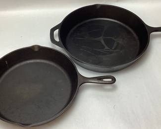 (2) LODGE CAST IRON SKILLETS