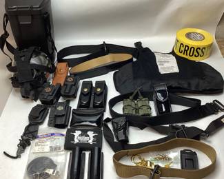 ASSORTED HUNT, SURVIVAL GEAR, BAGE
