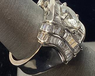 18KT WHITE GOLD DIAMOND RING, SIZE 6.5, 2.08cts CENTER DIAMOND, 1.71cts ADJACENT DIAMONDS, 12.3g TOTAL WEIGHT, AIGL APPRAISAL $33,738.00