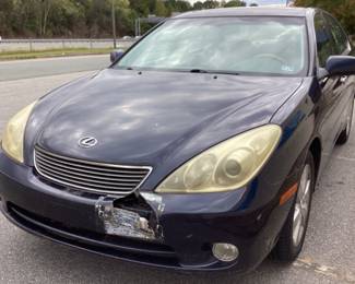 2005 LEXUS ES330 4 DOOR SEDAN, GOOD RUNNING CONDITION, 90% TREAD ON 4 TIRES, PREMIUM SOUND, SUNROOF, 5 SPEED AUTOMATIC, HAS DAMAGE TO THE FRONT BUMPER, REF. PICS. VIN: JTHBA30g955131733
Miles: 179509
Engine: 3.3 LITER V6
Color: DARK BLUE