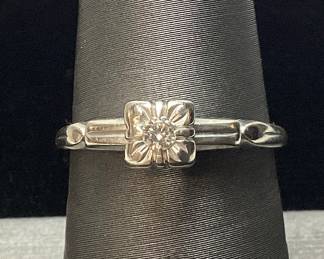 14KT WHITE GOLD DIAMOND RING, SIZE 7.75,