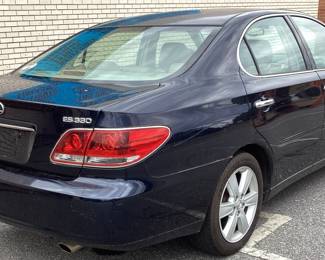2005 LEXUS ES330 4 DOOR SEDAN, GOOD RUNNING CONDITION, 90% TREAD ON 4 TIRES, PREMIUM SOUND, SUNROOF, 5 SPEED AUTOMATIC, HAS DAMAGE TO THE FRONT BUMPER, REF. PICS. VIN: JTHBA30g955131733
Miles: 179509
Engine: 3.3 LITER V6
Color: DARK BLUE