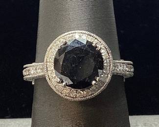 14KT WHITE GOLD DIAMOND & BLACK DIAMOND RING, SIZE 7.25, 2.40cts BLACK DIAMOND, 1.18cts ADJACENT DIAMONDS, 8.36g TOTAL WEIGHT, IAS APPRAISAL $4,100.00