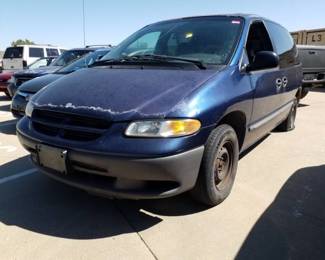 2000 Dodge Caravan FWD, Blue, VIN - 2B4GP25G7YR811224