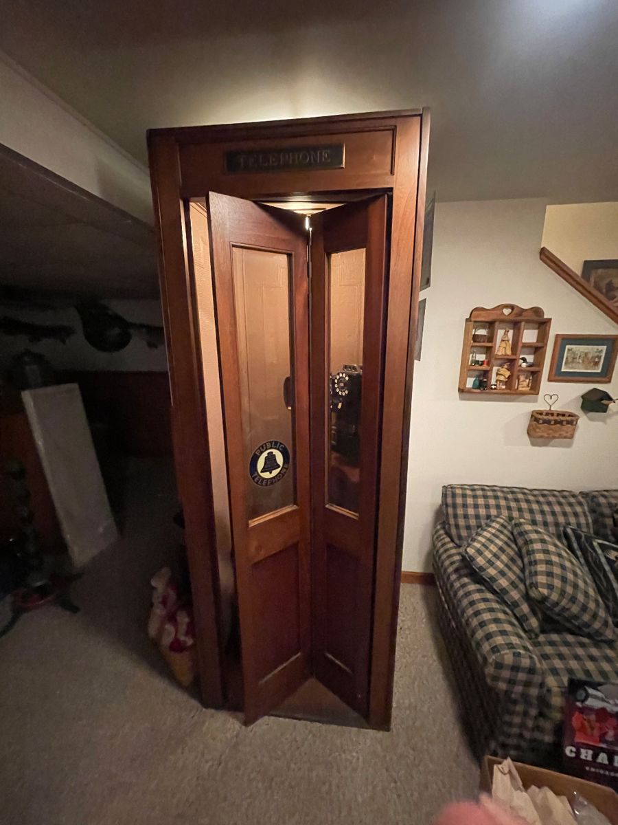 Original telephone booth 1950'