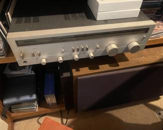 Harmon Kardon receiver 
