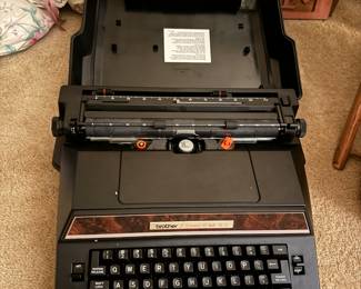 Brother typewriter with case