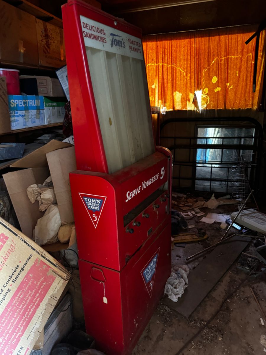 Vintage Tom’s 5 cent roasted peanut dispenser 