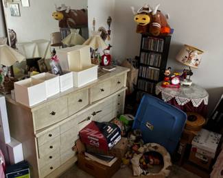 Vintage dresser with mirror and loads of CDs