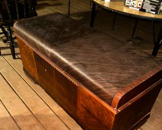 Vintage Lane Cedar chest