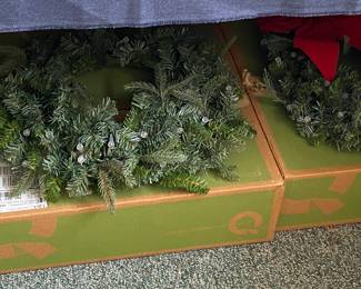 Christmas Wreaths and Greenery
