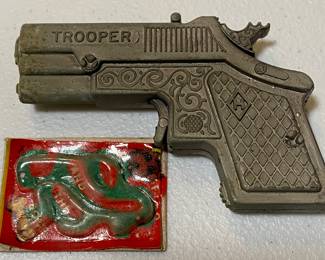 Small Trooper Toy Pistol