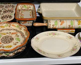 Tara Temp-Tations Serving and Kitchenware (Old World)