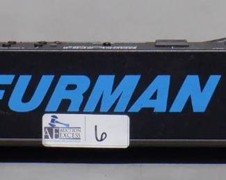 FURMAN SPB-8 STEREO GUITAR PEDAL BOARD