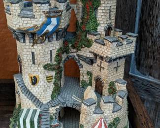 Kingsmaker castle
