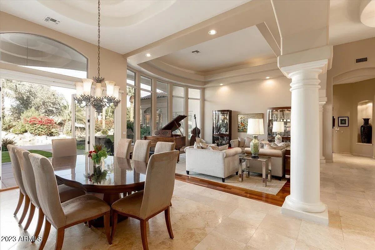 Stanley Dining Table and Chairs!