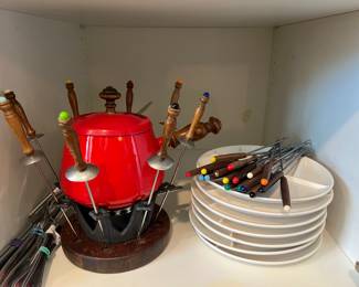  1970's fondue pot, Fondue Plates and extra Fondue Forks