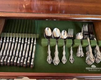 MichelAngelo Oneida Stainless Flatware 