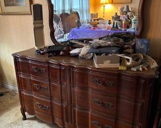 Vintage dresser