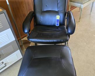Message Chair with Ottamon 