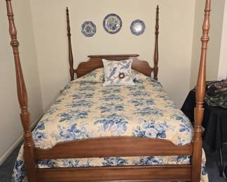 4 Poster Full Bed