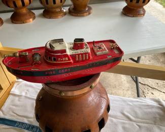 Antique tin litho boat. Fire Department 