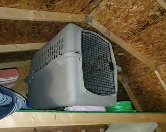 One of 3 different PET CARRIER 