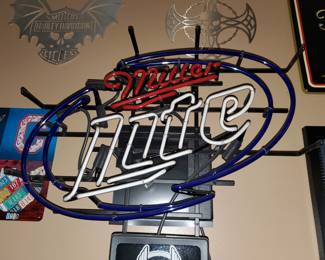 Just ONE of SEVERAL Lighted Beer Signs