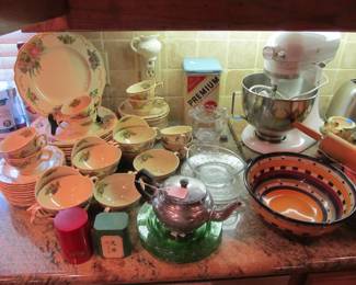 The holidays are coming! We have several sets of lovely dishes. Homer Laughlin, Royal Doulton, Franciscan