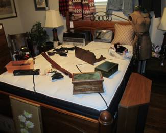 Beautiful wood queen-sized bed. Beauty Rest - Black mattress set in excellent condition.