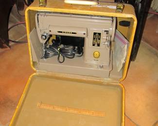 1953 Singer sewing machine