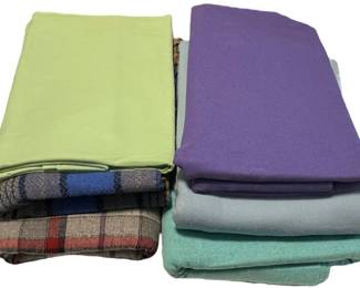 Approx 7 Lbs Wool Blends