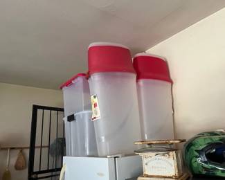 homz wrapping paper storage