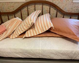 Twin bed linens and pillows