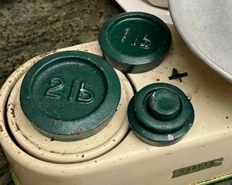 Weights for the vintage scale