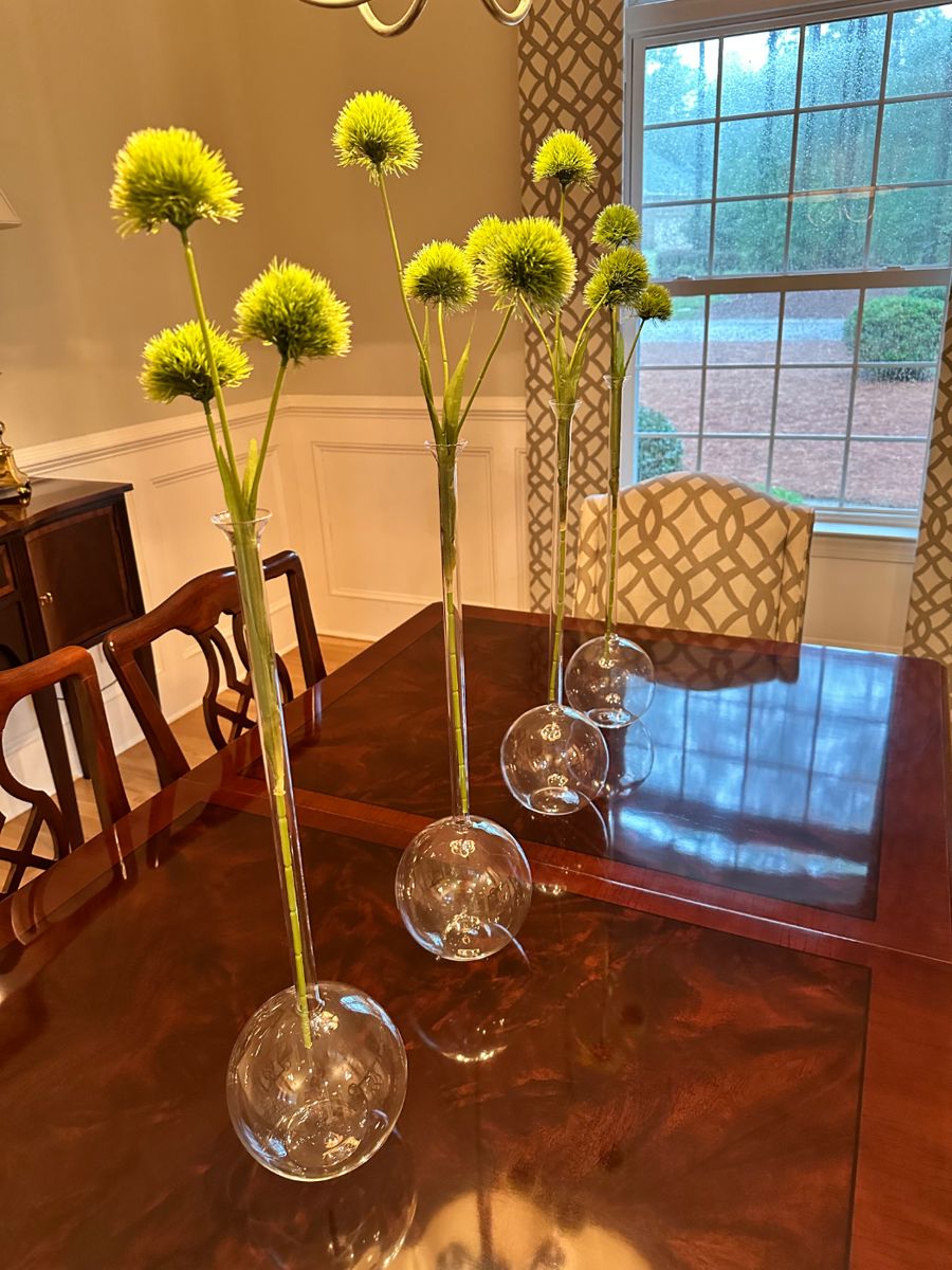 3 glass vases