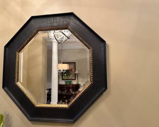 Wall mirror